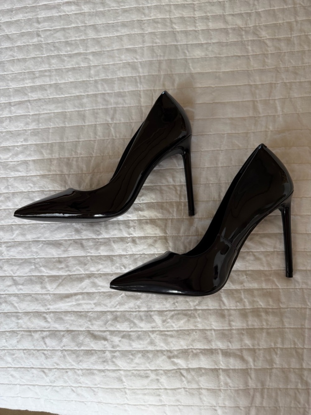 Steve Madden Women's Black Patent Pointed-Toe Pumps 7 - Picture 3 of 6